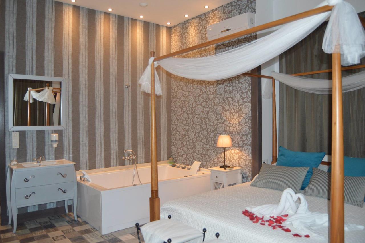 Balcones De Bentomiz Aparthotel Velez Malaga Exteriör bild